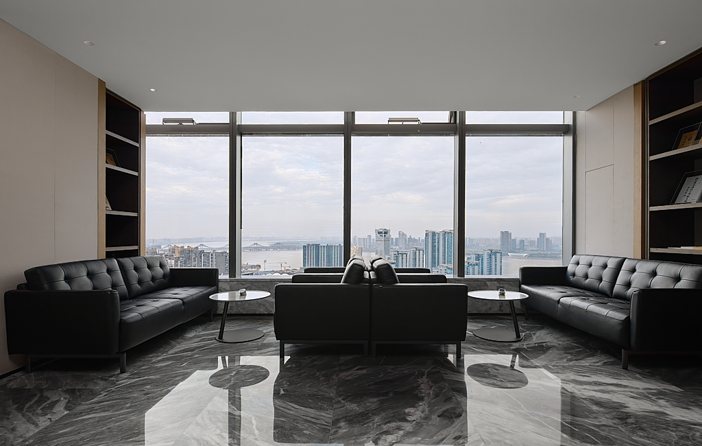 现代轻奢风大成律师事务所办公室装修设计(图5) 现代轻奢风大成律师事务所办公室装修设计(图5)