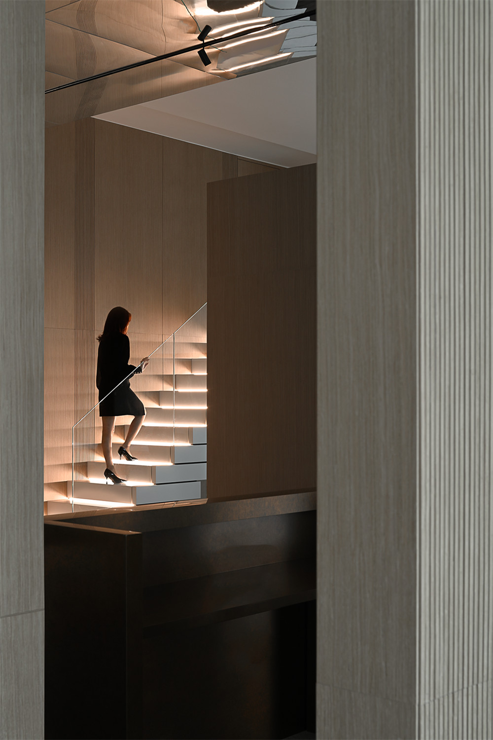 300平极简风富力中心办公室装修设计方案(图5) 300平极简风富力中心办公室装修设计方案(图5)