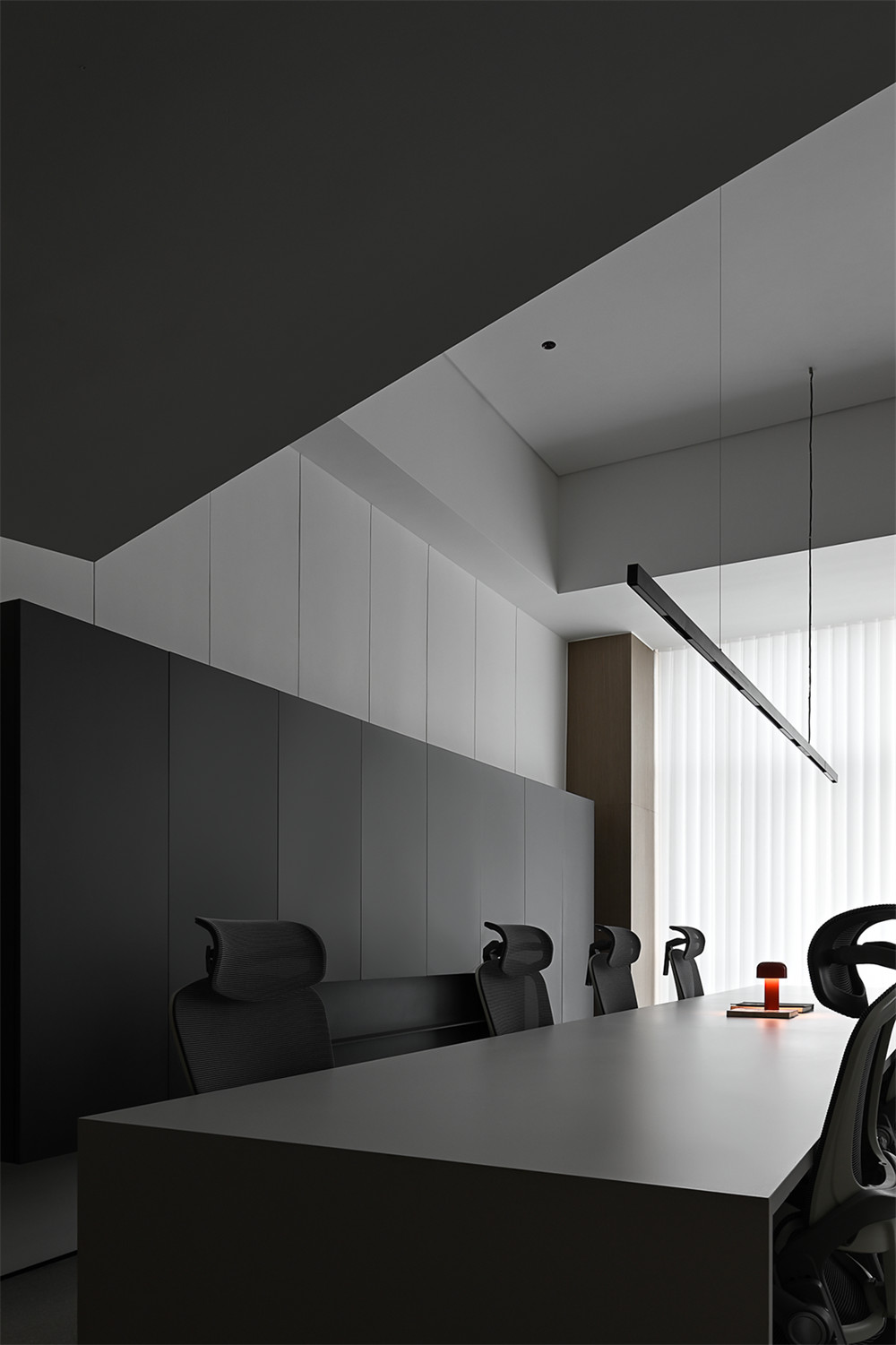 300平极简风富力中心办公室装修设计方案(图8) 300平极简风富力中心办公室装修设计方案(图8)