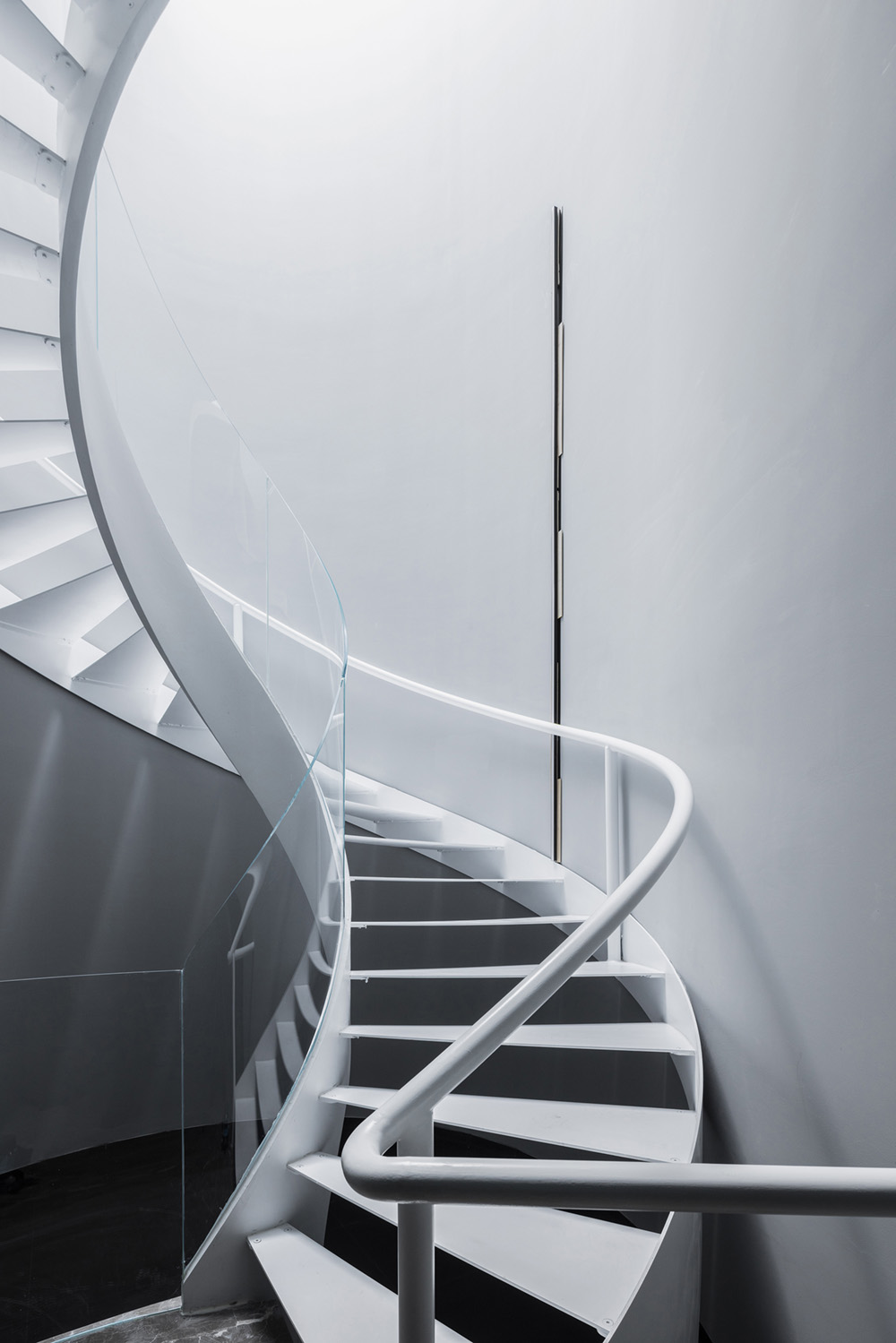 600平极简艺术文化传媒公司办公室装修设计(图3) 600平极简艺术文化传媒公司办公室装修设计(图3)