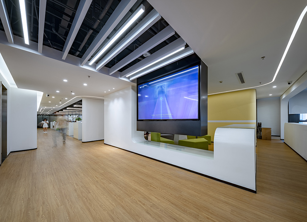 3000平万兴科技互联网公司办公室装修设计方案(图1) 3000平万兴科技互联网公司办公室装修设计方案(图1)