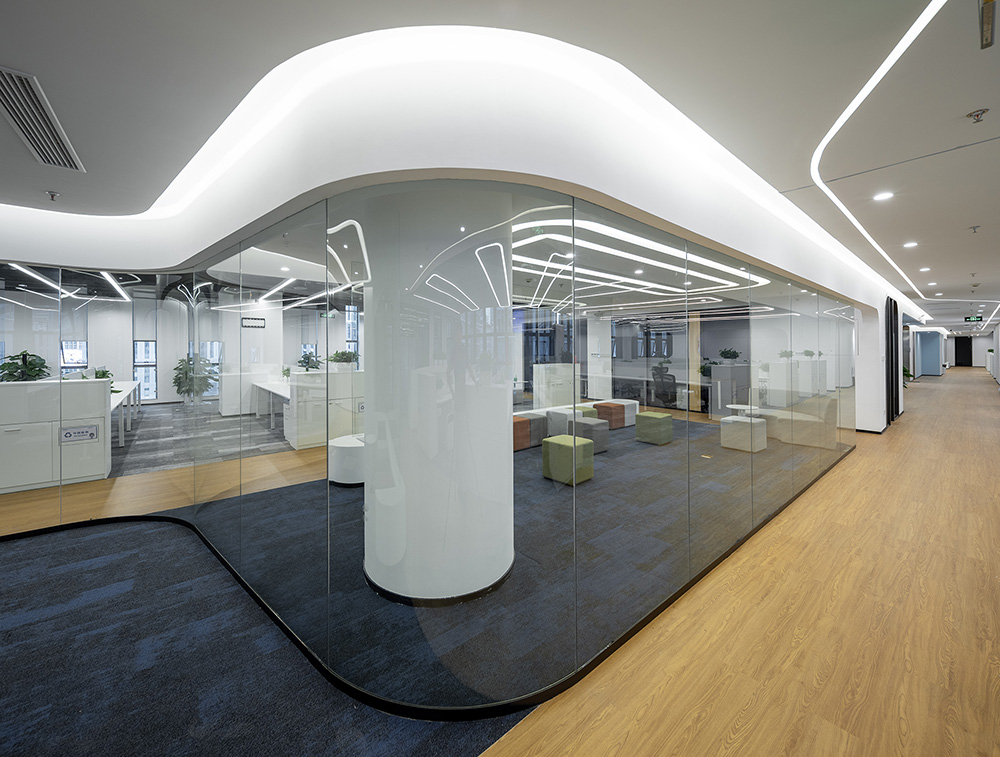 3000平万兴科技互联网公司办公室装修设计方案(图13) 3000平万兴科技互联网公司办公室装修设计方案(图13)