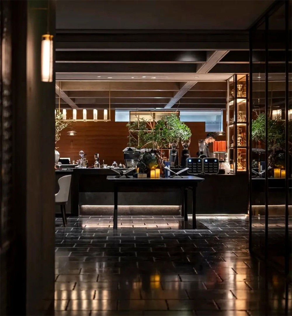 龙吟九品高端商务中餐厅装修设计方案(图3) 龙吟九品高端商务中餐厅装修设计方案(图3)