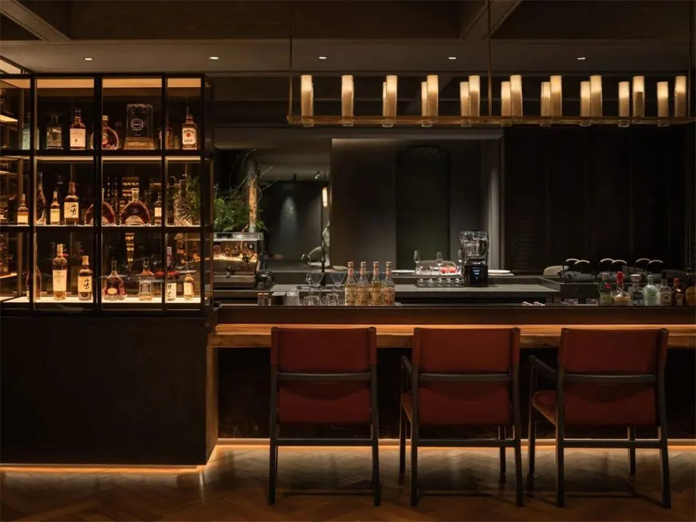 龙吟九品高端商务中餐厅装修设计方案(图4) 龙吟九品高端商务中餐厅装修设计方案(图4)