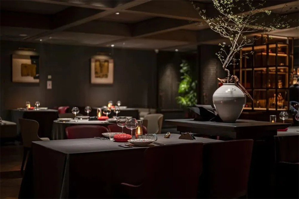 龙吟九品高端商务中餐厅装修设计方案(图7) 龙吟九品高端商务中餐厅装修设计方案(图7)