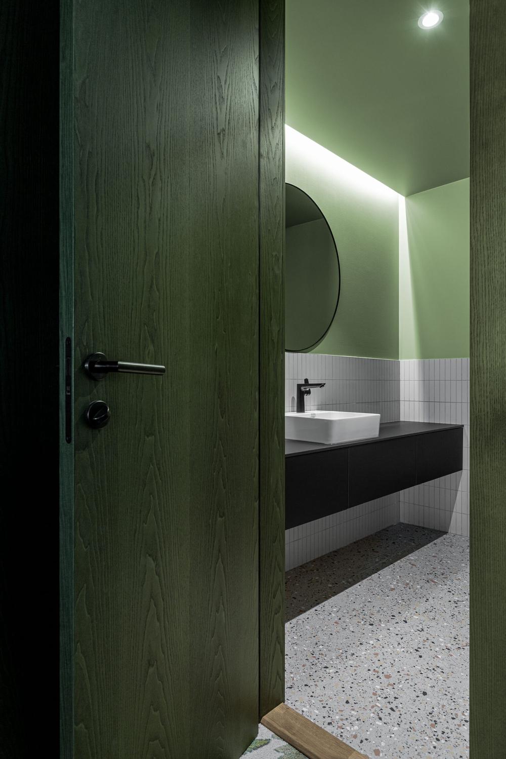 以自然为灵感的家具公司办公室装修设计方案(图9) 以自然为灵感的家具公司办公室装修设计方案(图9)