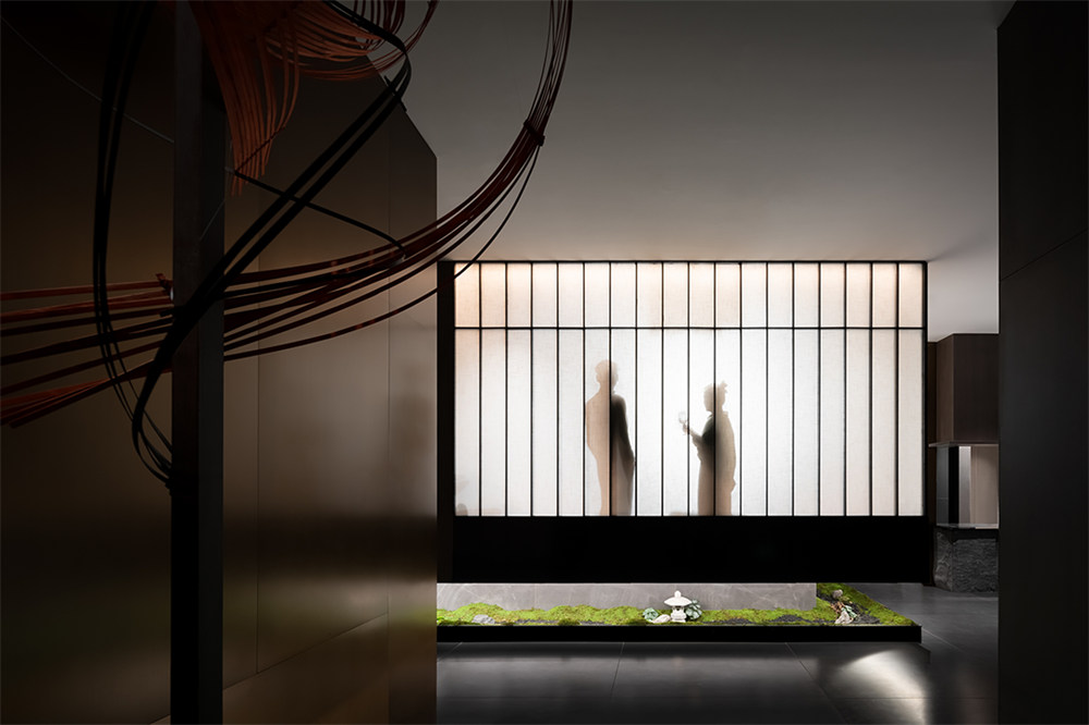 江南文化与东方雅韵结合的汀洲夏宴中餐厅装修设计(图3) 江南文化与东方雅韵结合的汀洲夏宴中餐厅装修设计(图3)