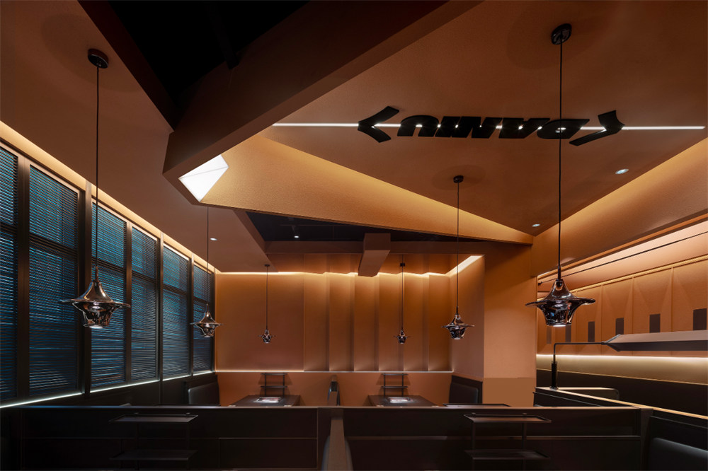 盗梦空间 大牛·寿喜烧日式火锅店装修设计方案(图6) 盗梦空间 大牛·寿喜烧日式火锅店装修设计方案(图6)