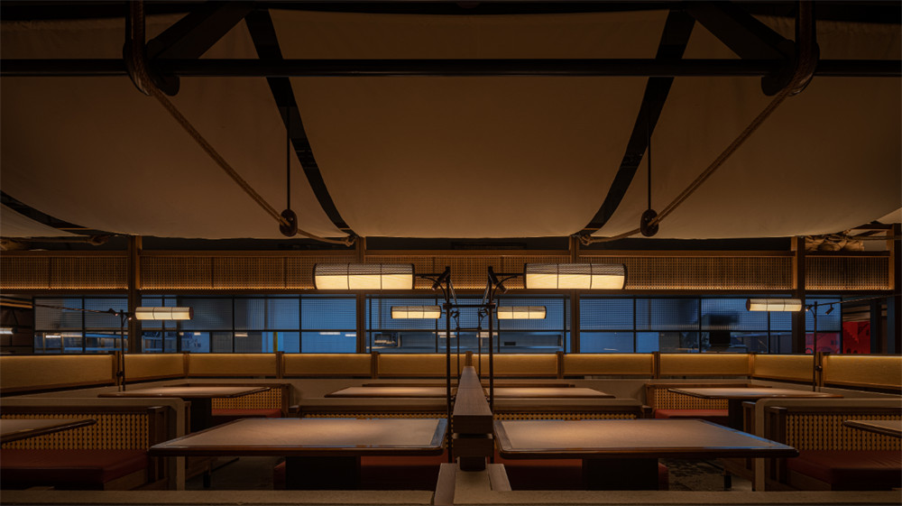 浓浓烟火气 饕林小河帮川菜餐厅装修设计(图5) 浓浓烟火气 饕林小河帮川菜餐厅装修设计(图5)