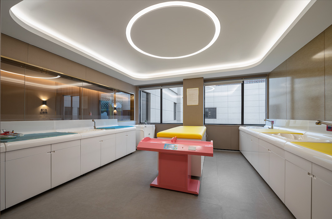 佑佑宝贝妇儿医院母婴照护中心装修设计方案(图8) 佑佑宝贝妇儿医院母婴照护中心装修设计方案(图8)