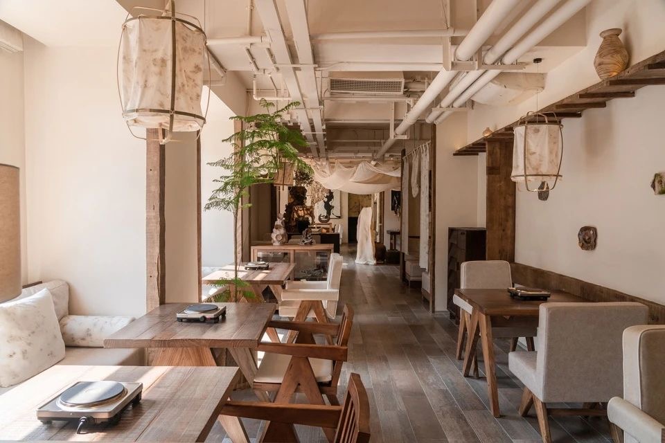 诧寂风与烟火气 诧与火特色餐厅装修设计案例(图4) 诧寂风与烟火气 诧与火特色餐厅装修设计案例(图4)