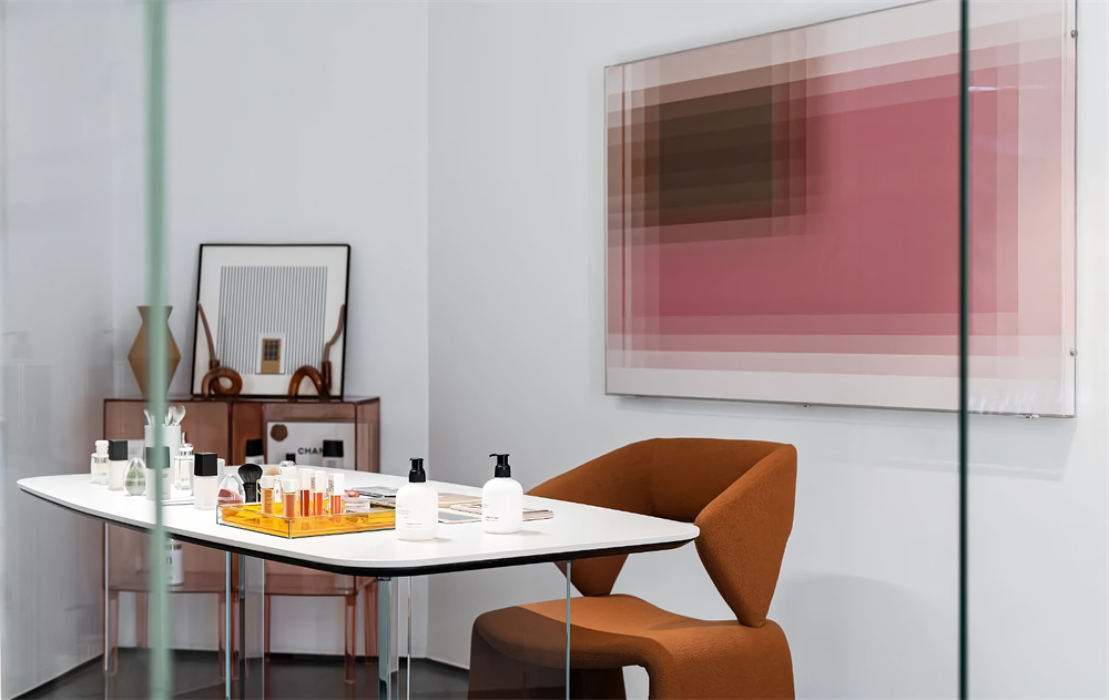 郑州办公室装修推荐时尚网红直播办公设计案例(图8) 郑州办公室装修推荐时尚网红直播办公设计案例(图8)