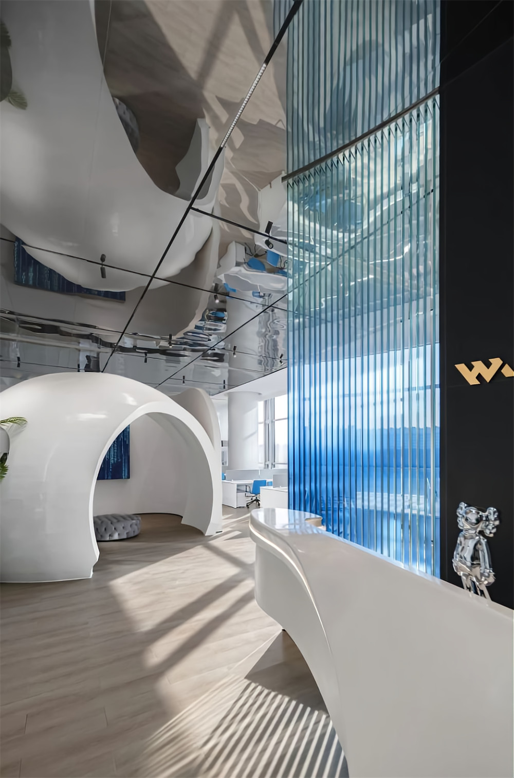 郑州灰蓝色系高端科技公司办公室装修设计方案(图1) 郑州灰蓝色系高端科技公司办公室装修设计方案(图1)