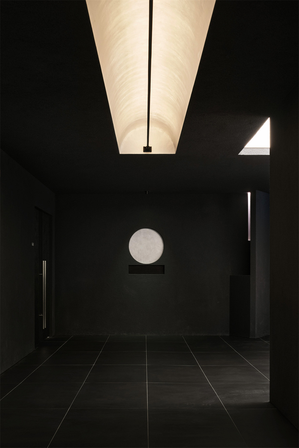 木炭与月亮 现代极简风韩式烤肉店装修设计方案(图2) 木炭与月亮 现代极简风韩式烤肉店装修设计方案(图2)