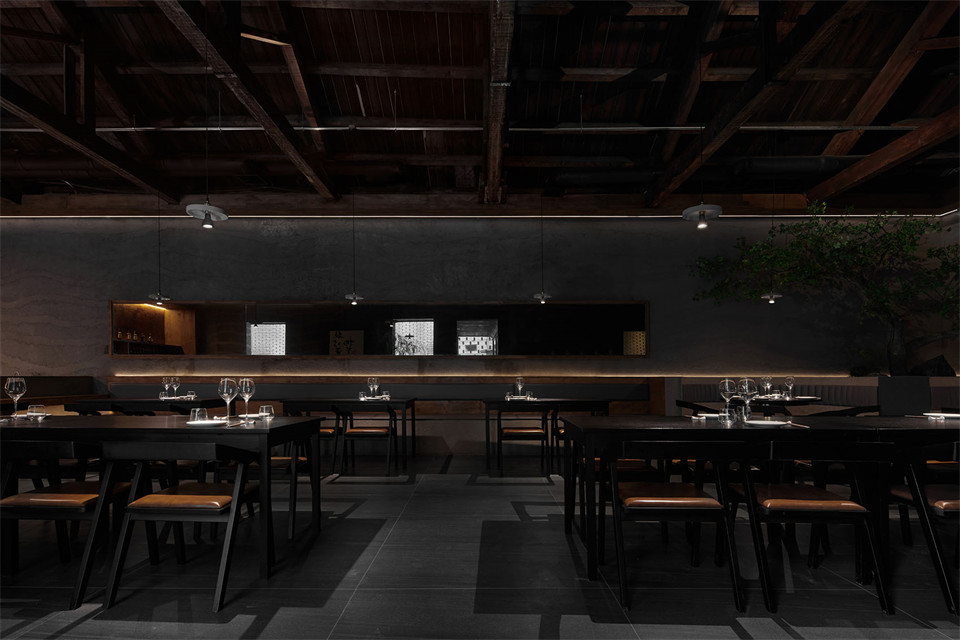 文物老宅改造成餐厅 和歌辞餐厅装修设计(图5) 文物老宅改造成餐厅 和歌辞餐厅装修设计(图5)