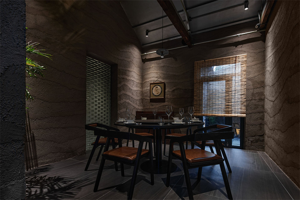 文物老宅改造成餐厅 和歌辞餐厅装修设计(图6) 文物老宅改造成餐厅 和歌辞餐厅装修设计(图6)