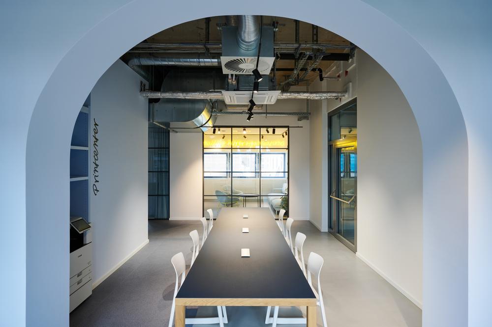 郑州金博大推荐低预算工业风办公室装修设计方案(图4) 郑州金博大推荐低预算工业风办公室装修设计方案(图4)