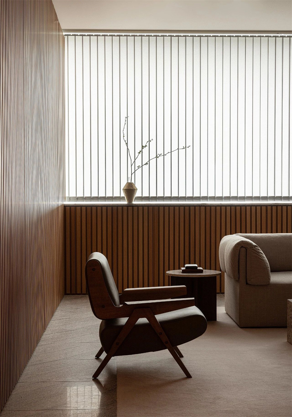 现代简约宁静的新长野总部办公室装修设计方案(图10) 现代简约宁静的新长野总部办公室装修设计方案(图10)