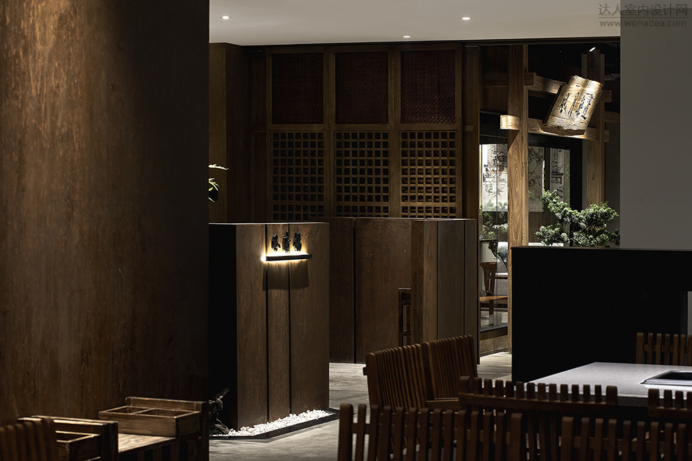 郑州金博大分享1800平风夫子特色火锅店装修设计(图6) 郑州金博大分享1800平风夫子特色火锅店装修设计(图6)