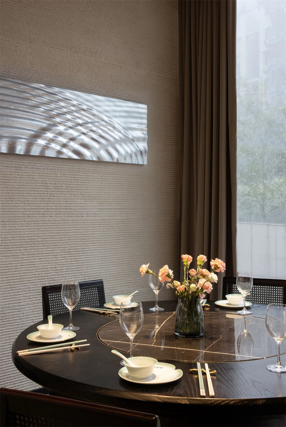 郑州金博大分享佬麻雀新湘菜餐厅装修设计(图7) 郑州金博大分享佬麻雀新湘菜餐厅装修设计(图7)