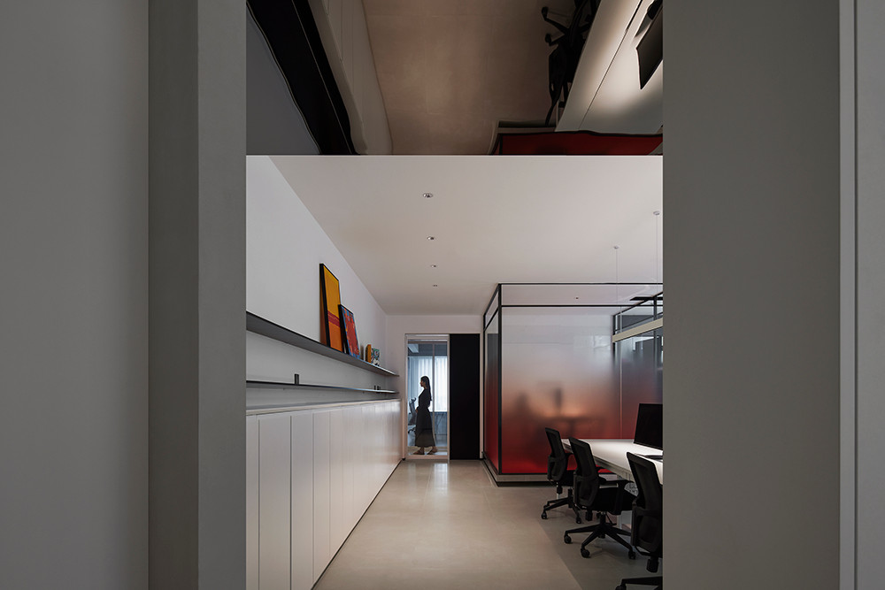 集沙龙、展览于一体的老板电器办公室装修设计(图11) 集沙龙、展览于一体的老板电器办公室装修设计(图11)