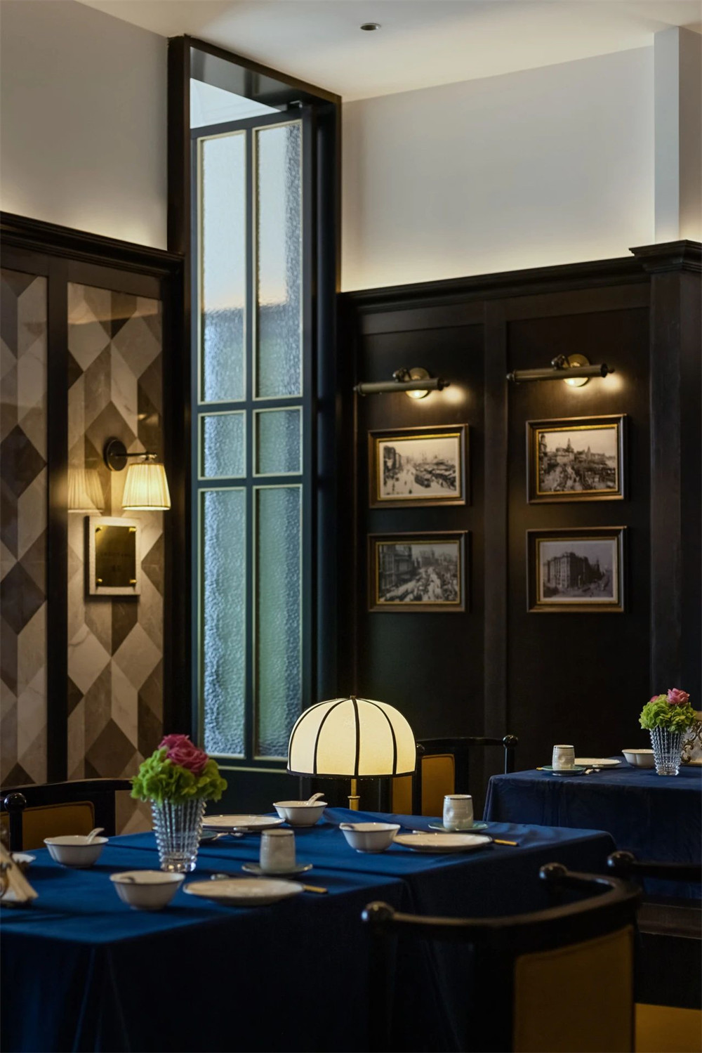 摩登雅致的上海本帮菜餐厅装修设计(图5) 摩登雅致的上海本帮菜餐厅装修设计(图5)