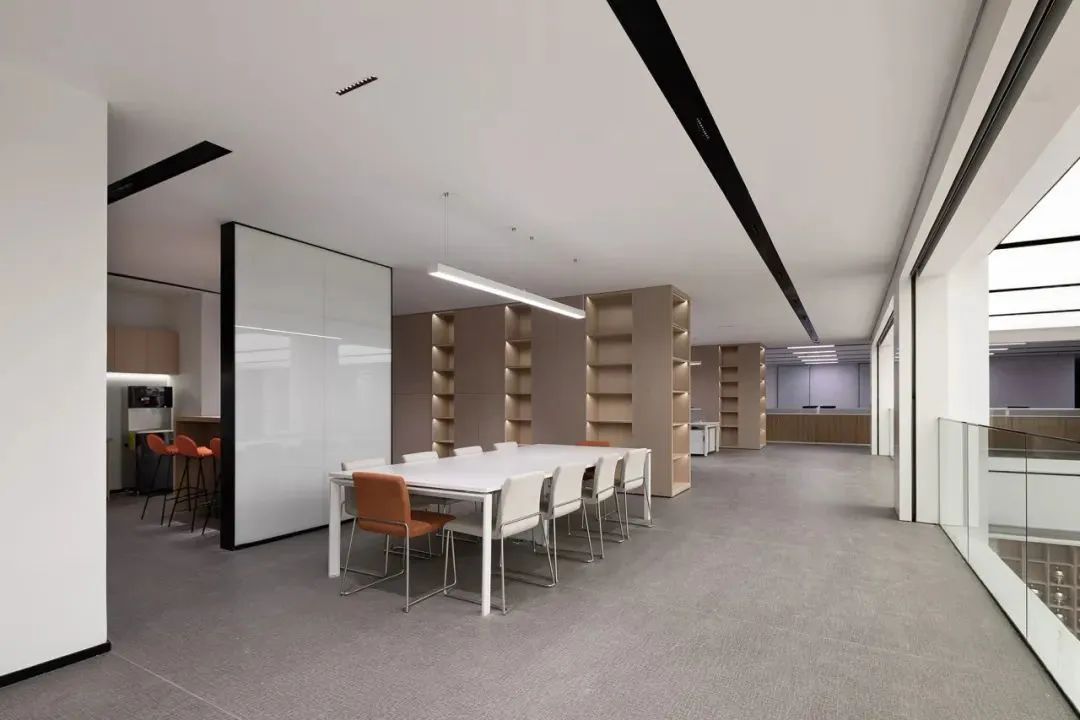 11000㎡金融企业商务办公楼装修设计案例(图12) 11000㎡金融企业商务办公楼装修设计案例(图12)