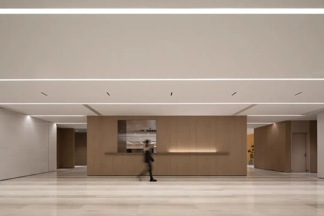 11000㎡金融企业商务办公楼装修设计案例(图16) 11000㎡金融企业商务办公楼装修设计案例(图16)