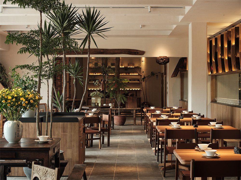 郑州金博大分享花迹·山野地道农家菜餐厅装修设计(图5) 郑州金博大分享花迹·山野地道农家菜餐厅装修设计(图5)