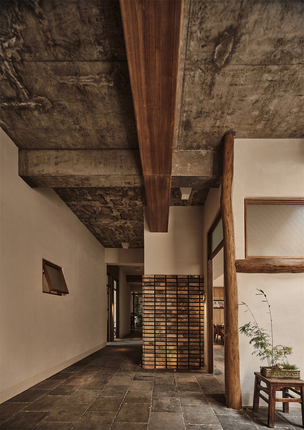 郑州金博大分享花迹·山野地道农家菜餐厅装修设计(图6) 郑州金博大分享花迹·山野地道农家菜餐厅装修设计(图6)