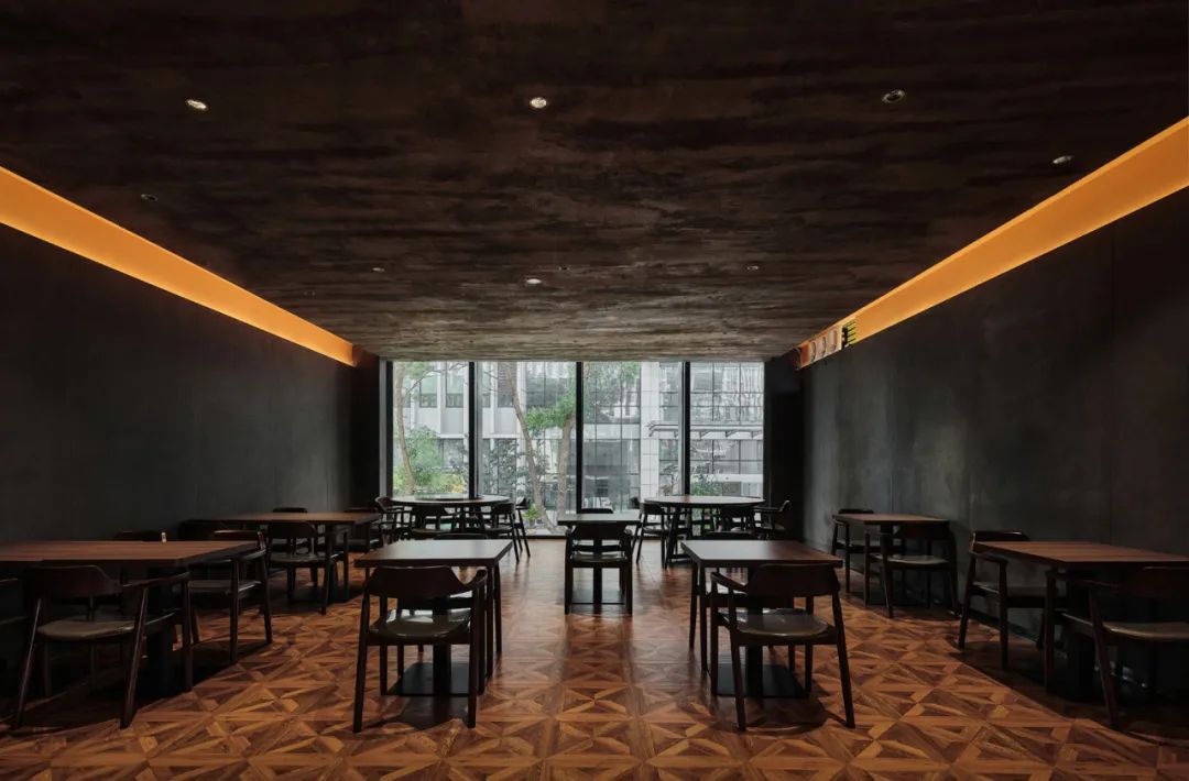 九川中餐·烧烤·小酒馆融合店装修设计方案(图8) 九川中餐·烧烤·小酒馆融合店装修设计方案(图8)