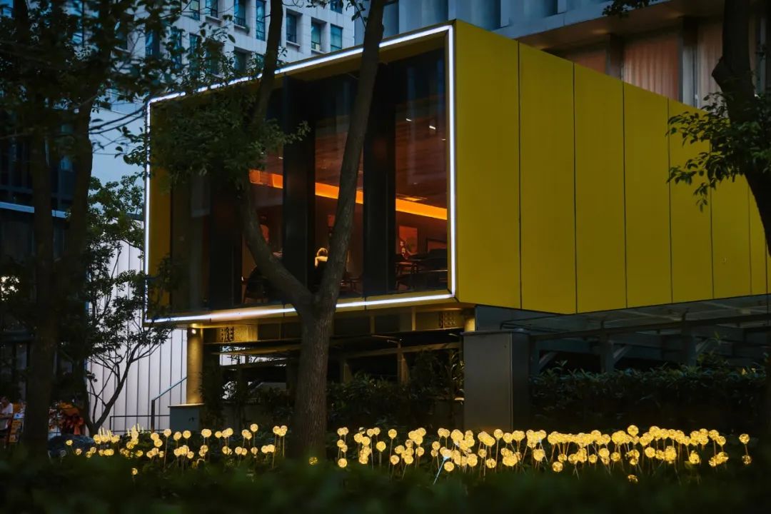 九川中餐·烧烤·小酒馆融合店装修设计方案(图1) 九川中餐·烧烤·小酒馆融合店装修设计方案(图1)