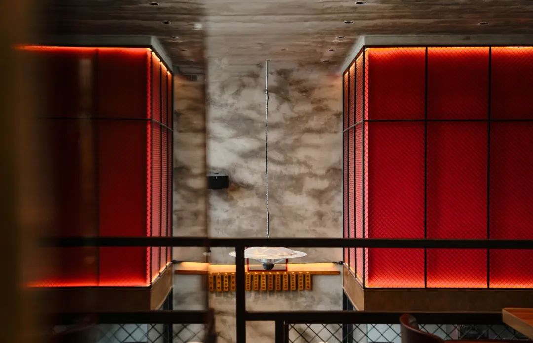 九川中餐·烧烤·小酒馆融合店装修设计方案(图10) 九川中餐·烧烤·小酒馆融合店装修设计方案(图10)