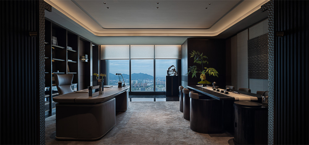 高端企业总部总裁办公室&会所装修设计方案(图7) 高端企业总部总裁办公室&会所装修设计方案(图7)