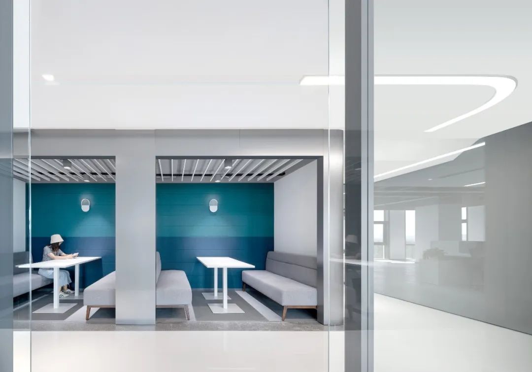 中国中车北京科创公司办公室装修设计方案(图5) 中国中车北京科创公司办公室装修设计方案(图5)