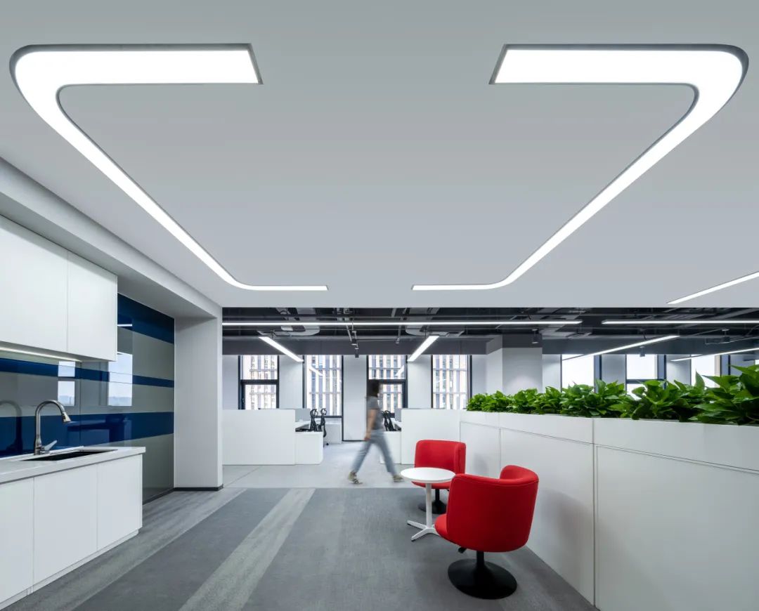 中国中车北京科创公司办公室装修设计方案(图7) 中国中车北京科创公司办公室装修设计方案(图7)