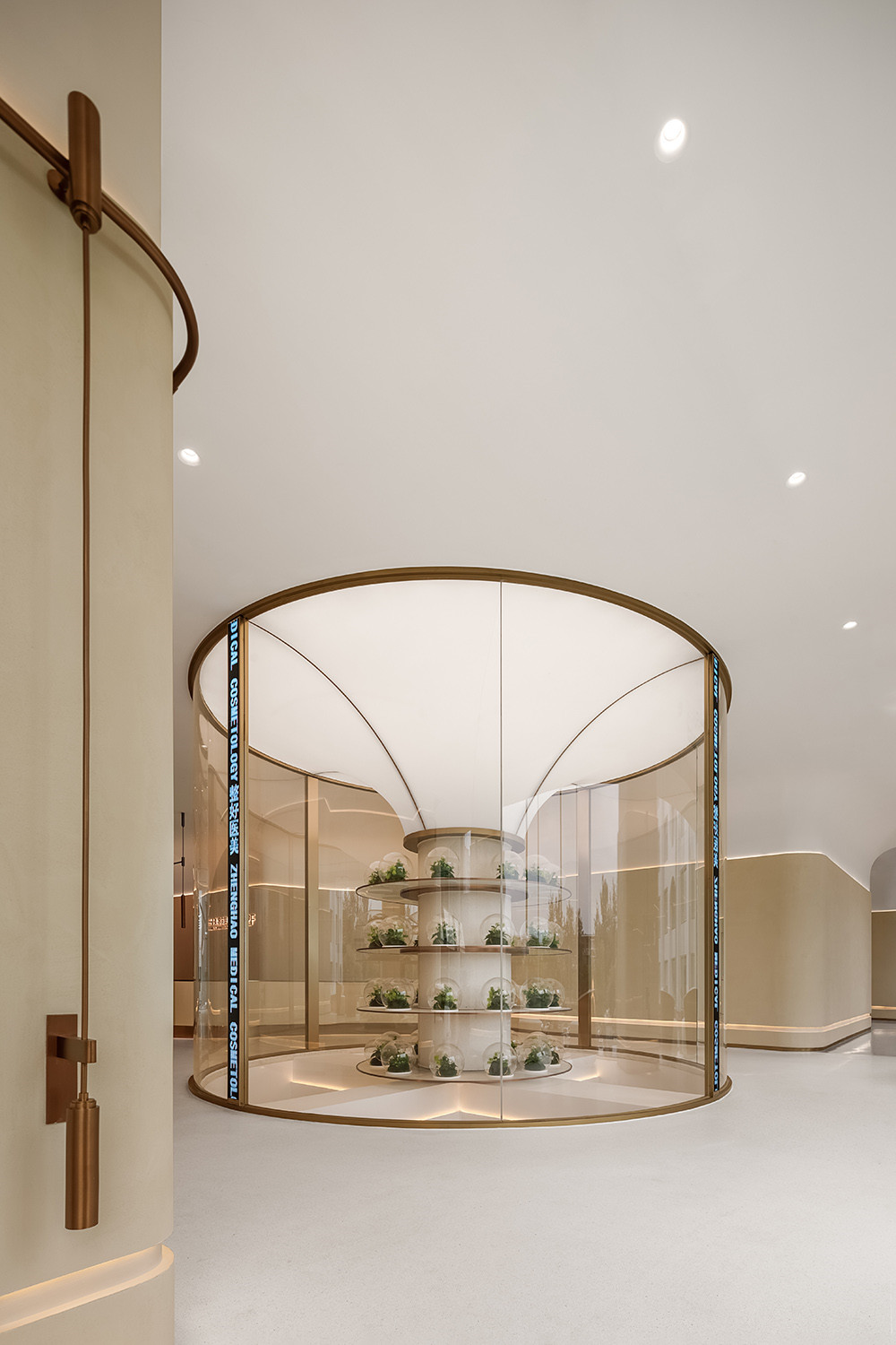 郑州金博大推荐极简轻奢风整好医疗美容医院装修设计(图4) 郑州金博大推荐极简轻奢风整好医疗美容医院装修设计(图4)