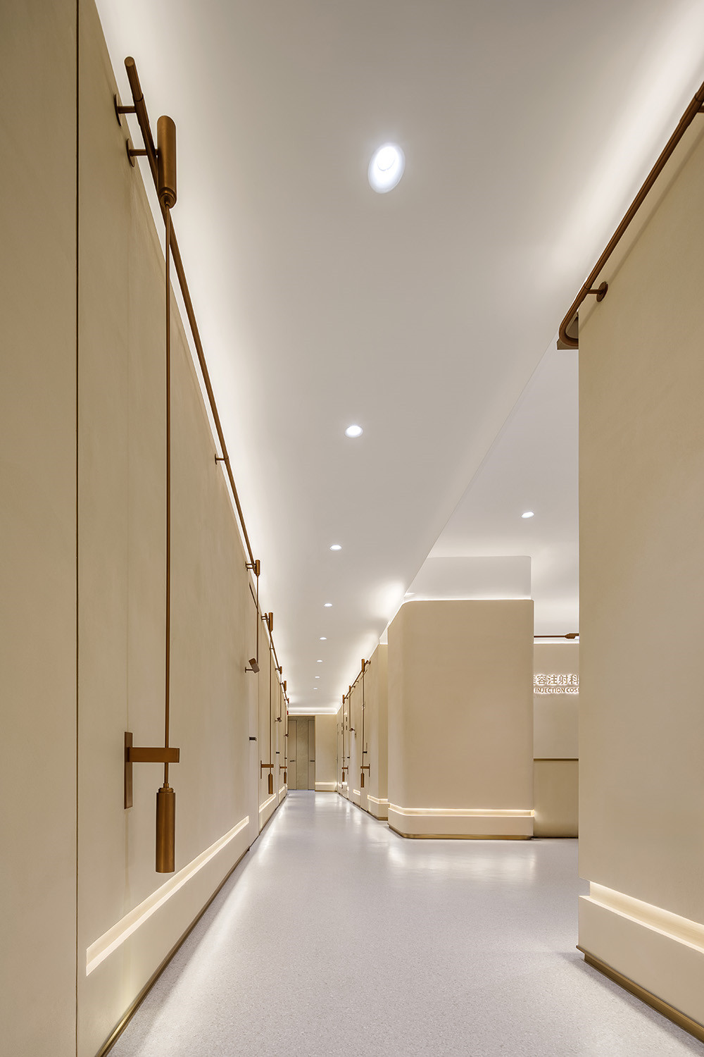 郑州金博大推荐极简轻奢风整好医疗美容医院装修设计(图8) 郑州金博大推荐极简轻奢风整好医疗美容医院装修设计(图8)