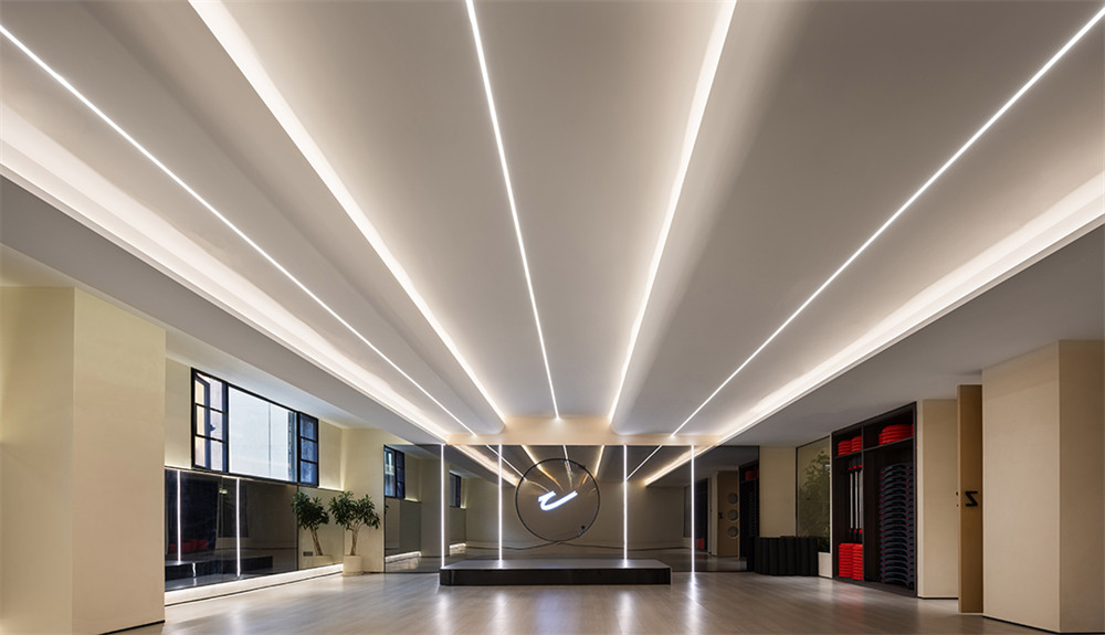 郑州金博大分享400平知行普拉提运动空间装修设计(图4) 郑州金博大分享400平知行普拉提运动空间装修设计(图4)