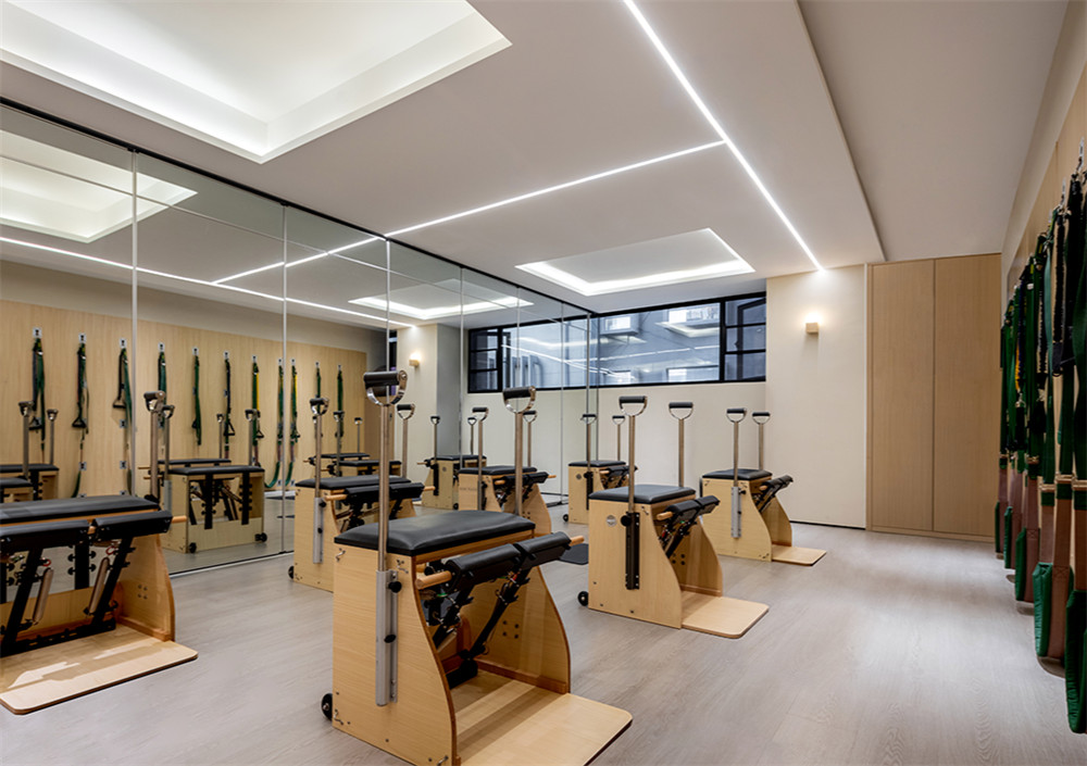 郑州金博大分享400平知行普拉提运动空间装修设计(图10) 郑州金博大分享400平知行普拉提运动空间装修设计(图10)