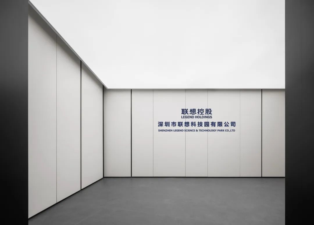 郑州金博大分享联想控股3.0多元办公室装修设计(图1) 郑州金博大分享联想控股3.0多元办公室装修设计(图1)