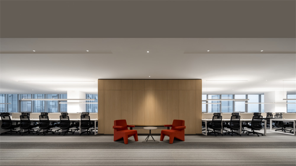 3000平潮洋服饰科技公司办公室装修设计方案(图6) 3000平潮洋服饰科技公司办公室装修设计方案(图6)