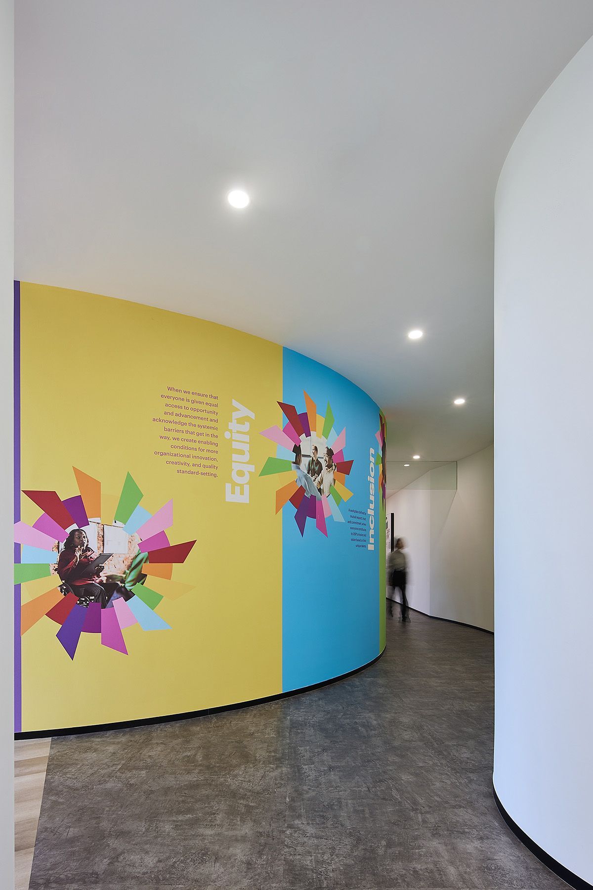 现代简约风医疗科技公司办公室&展厅装修设计(图10) 现代简约风医疗科技公司办公室&展厅装修设计(图10)