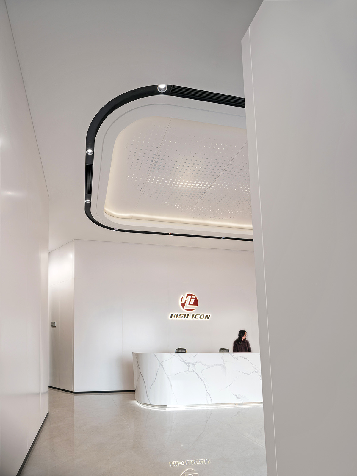 郑州金博大推荐华为海思东升科技园办公室装修设计(图2) 郑州金博大推荐华为海思东升科技园办公室装修设计(图2)