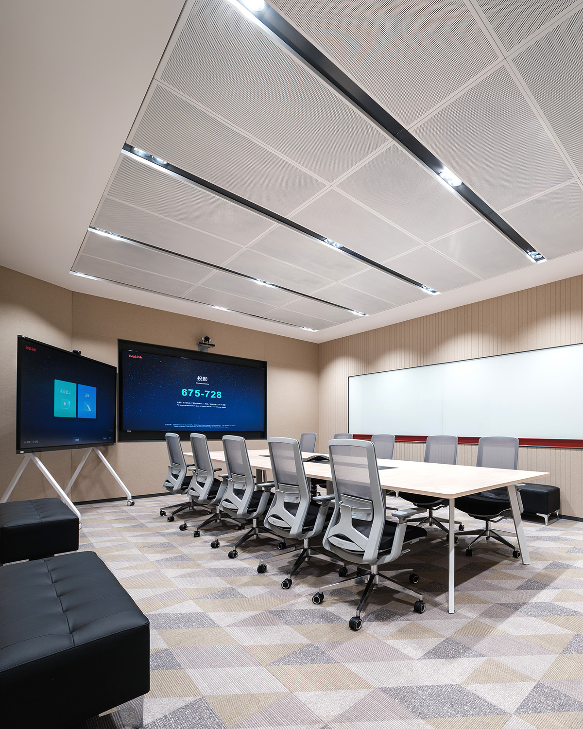 郑州金博大推荐华为海思东升科技园办公室装修设计(图11) 郑州金博大推荐华为海思东升科技园办公室装修设计(图11)