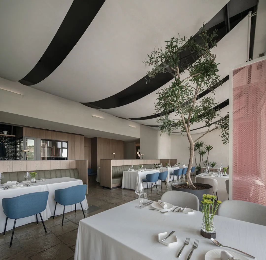 郑州金博大推荐BLG现代法式餐厅装修设计方案(图8) 郑州金博大推荐BLG现代法式餐厅装修设计方案(图8)