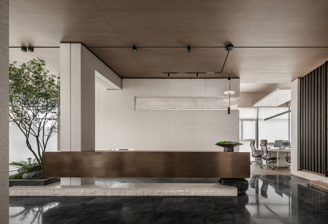 现代大气的金融公司办公室装修设计方案(图1) 现代大气的金融公司办公室装修设计方案(图1)