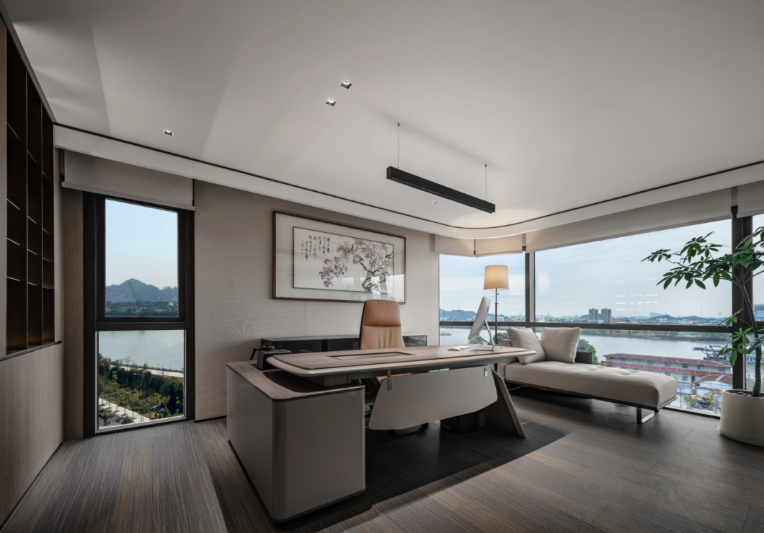 现代大气的金融公司办公室装修设计方案(图9) 现代大气的金融公司办公室装修设计方案(图9)