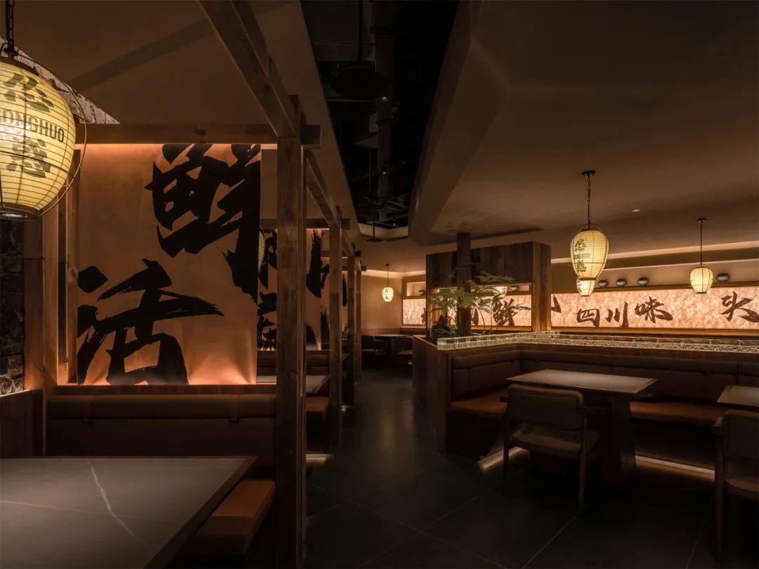 一品鱼悦烧烤·川菜融合餐厅酒吧装修设计方案(图9) 一品鱼悦烧烤·川菜融合餐厅酒吧装修设计方案(图9)