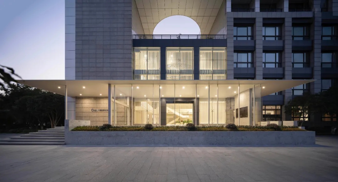 4000平德俊新材料总部办公楼装修设计方案(图2) 4000平德俊新材料总部办公楼装修设计方案(图2)